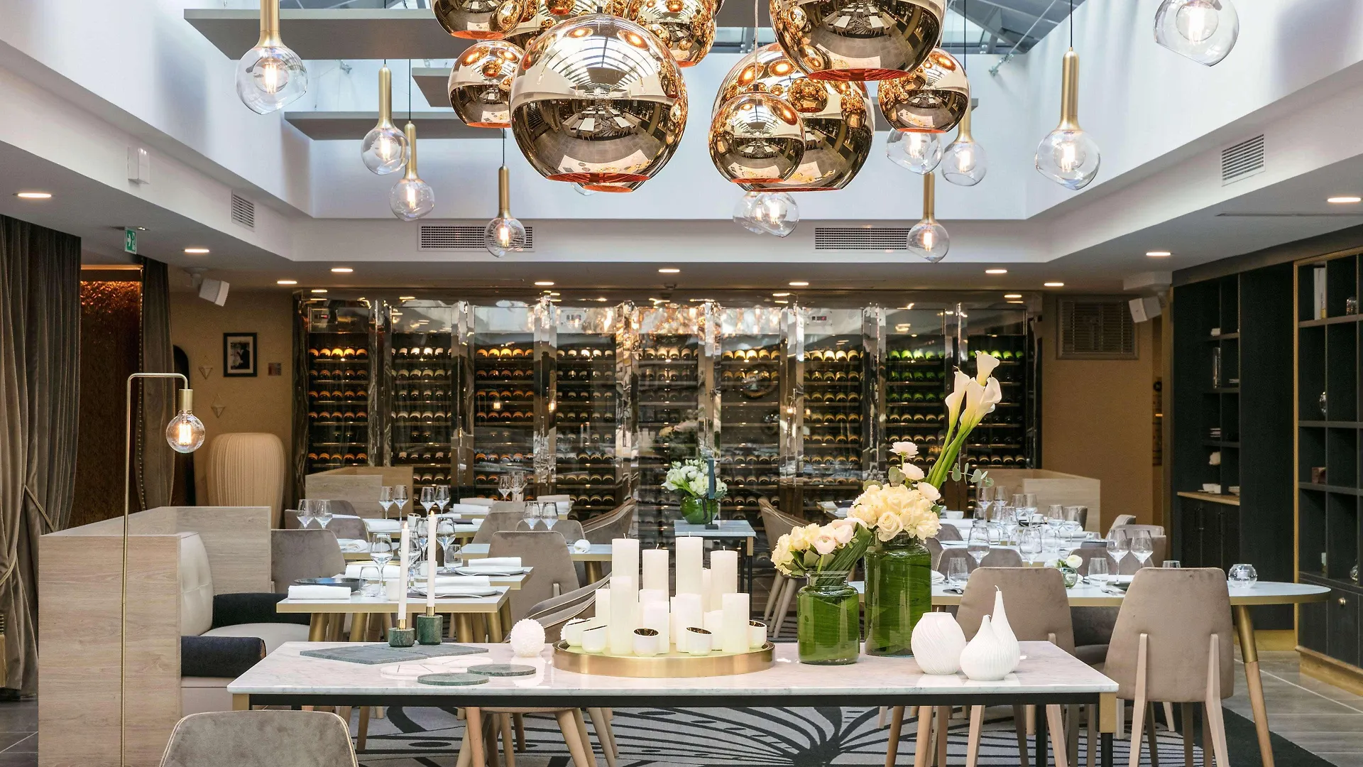 Niepce Paris, Curio Collection By Hilton Hotel Paris