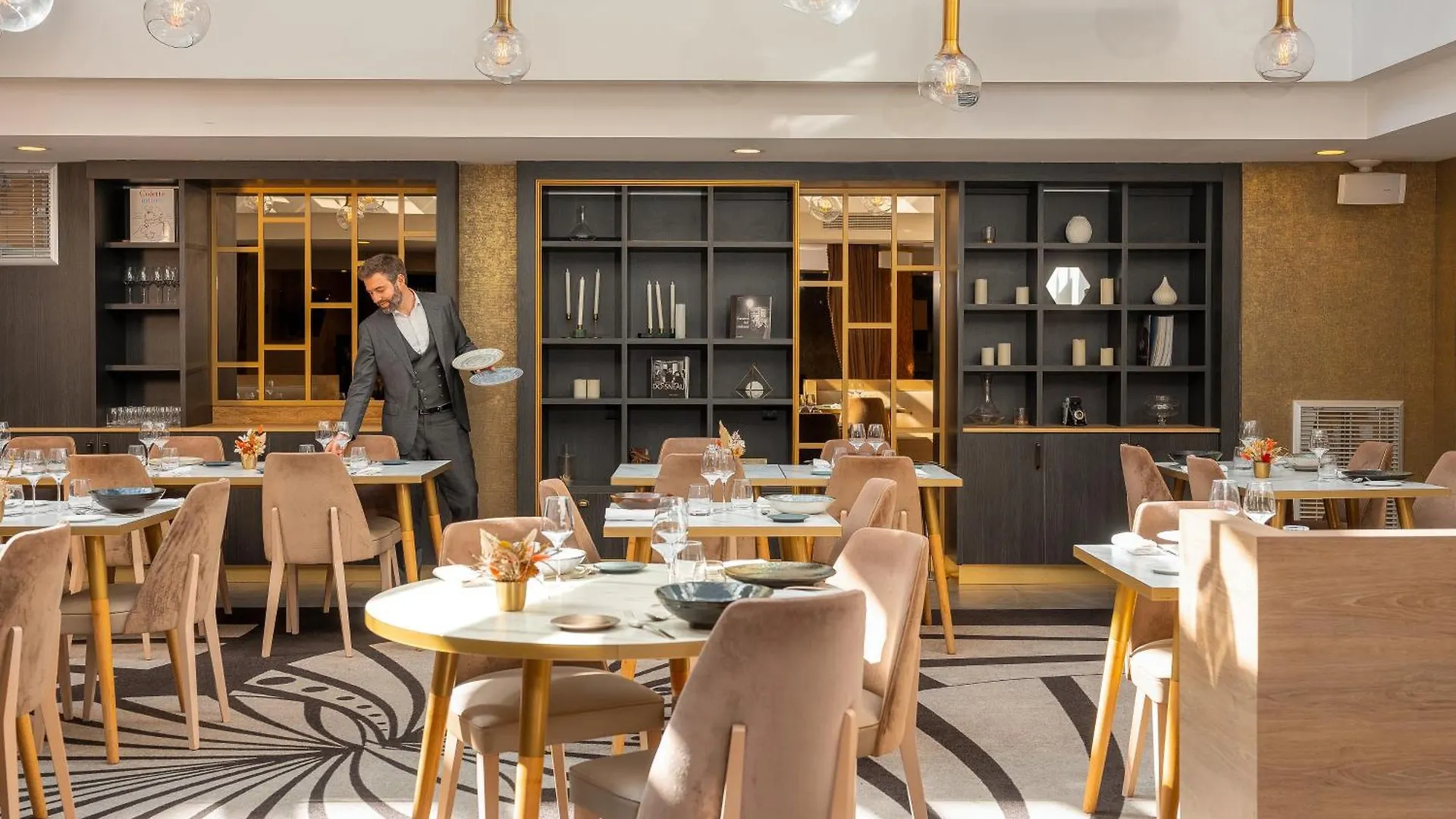 Niepce Paris, Curio Collection By Hilton 4*