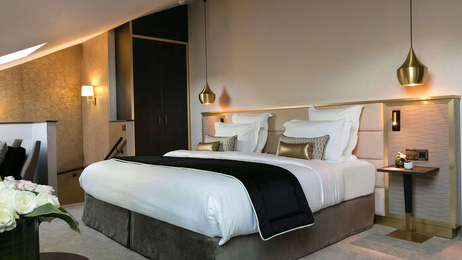 Niepce Paris, Curio Collection By Hilton Hotel 4*