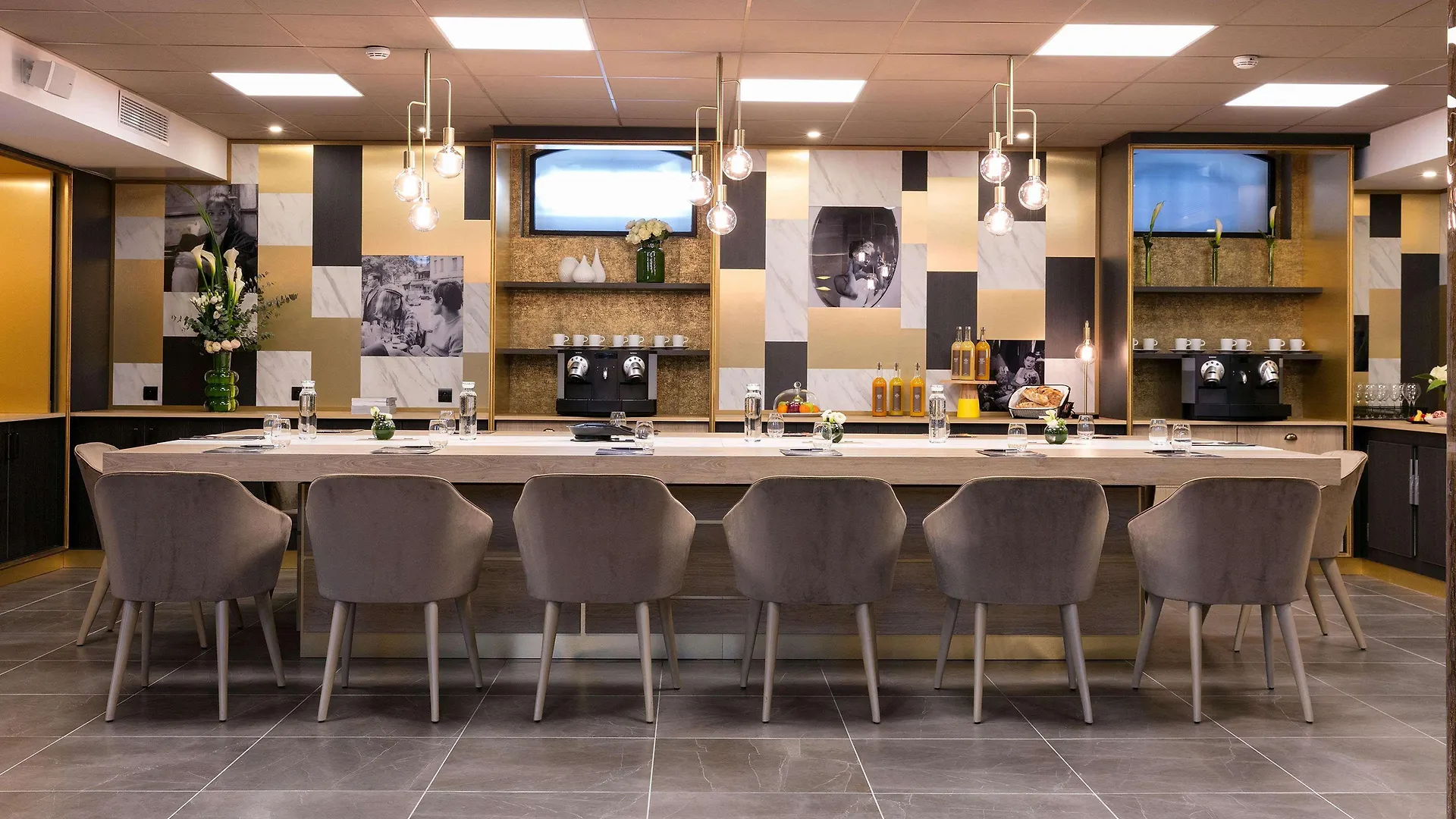 Hotel Niepce Paris, Curio Collection By Hilton Parigi