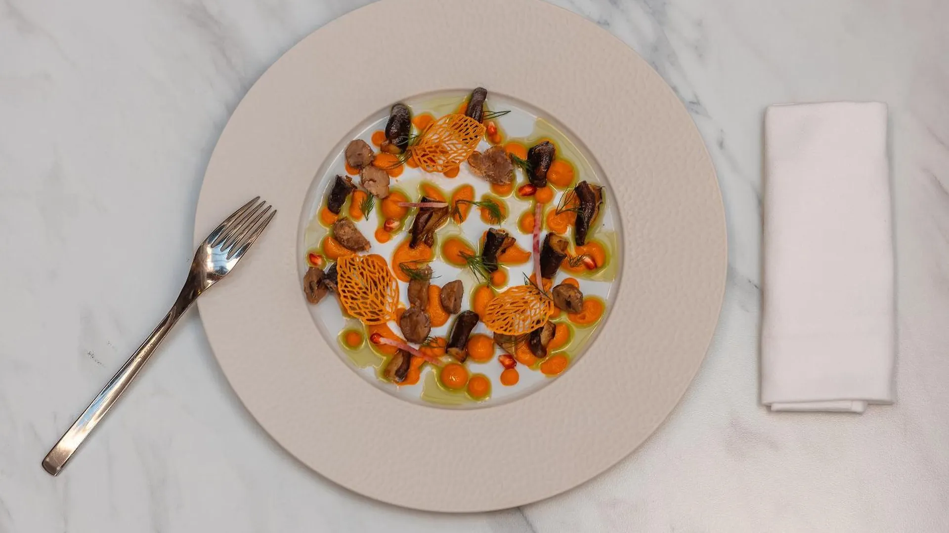 Hotel Niepce Paris, Curio Collection By Hilton Parigi