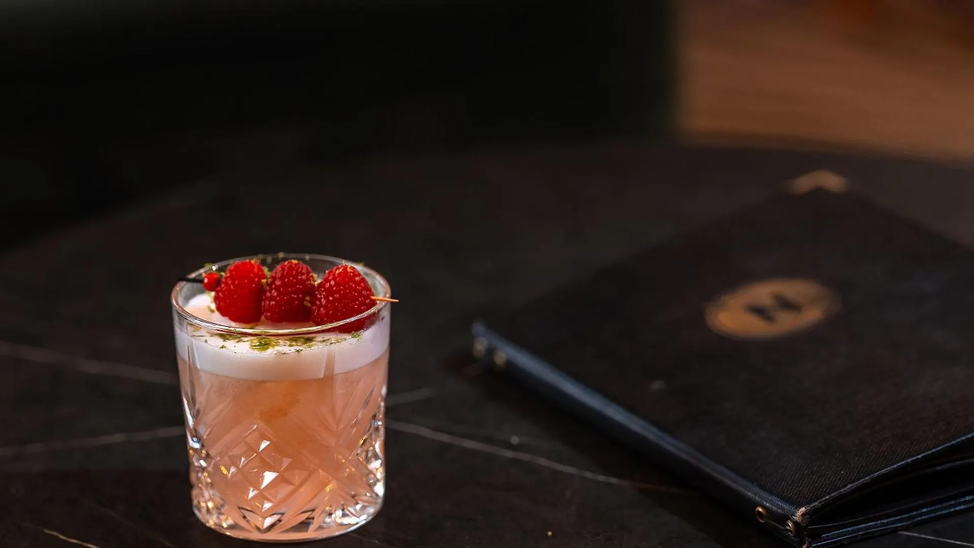 尼皮斯巴黎希尔顿curio Collection酒店 酒店 4*