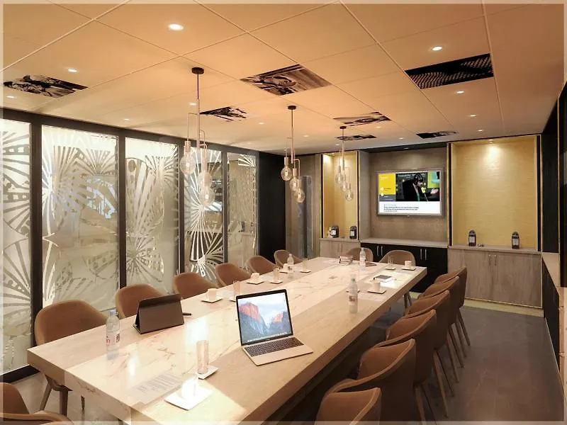 Niepce Paris, Curio Collection By Hilton 4* Parijs
